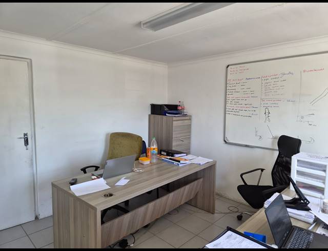 540M² WAREHOUSE TO LET IN SAXENBURG PARK 1